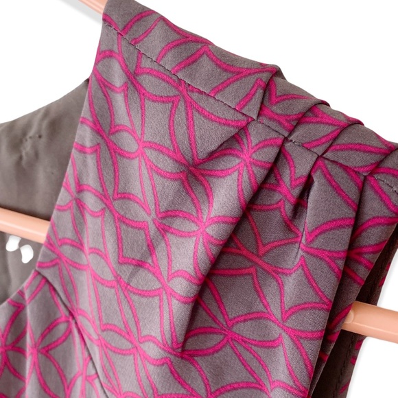 Moncollet 100% Silk Gray Sheath Dress with Pink Pattern Women's Size 2 - Picture 8 of 13